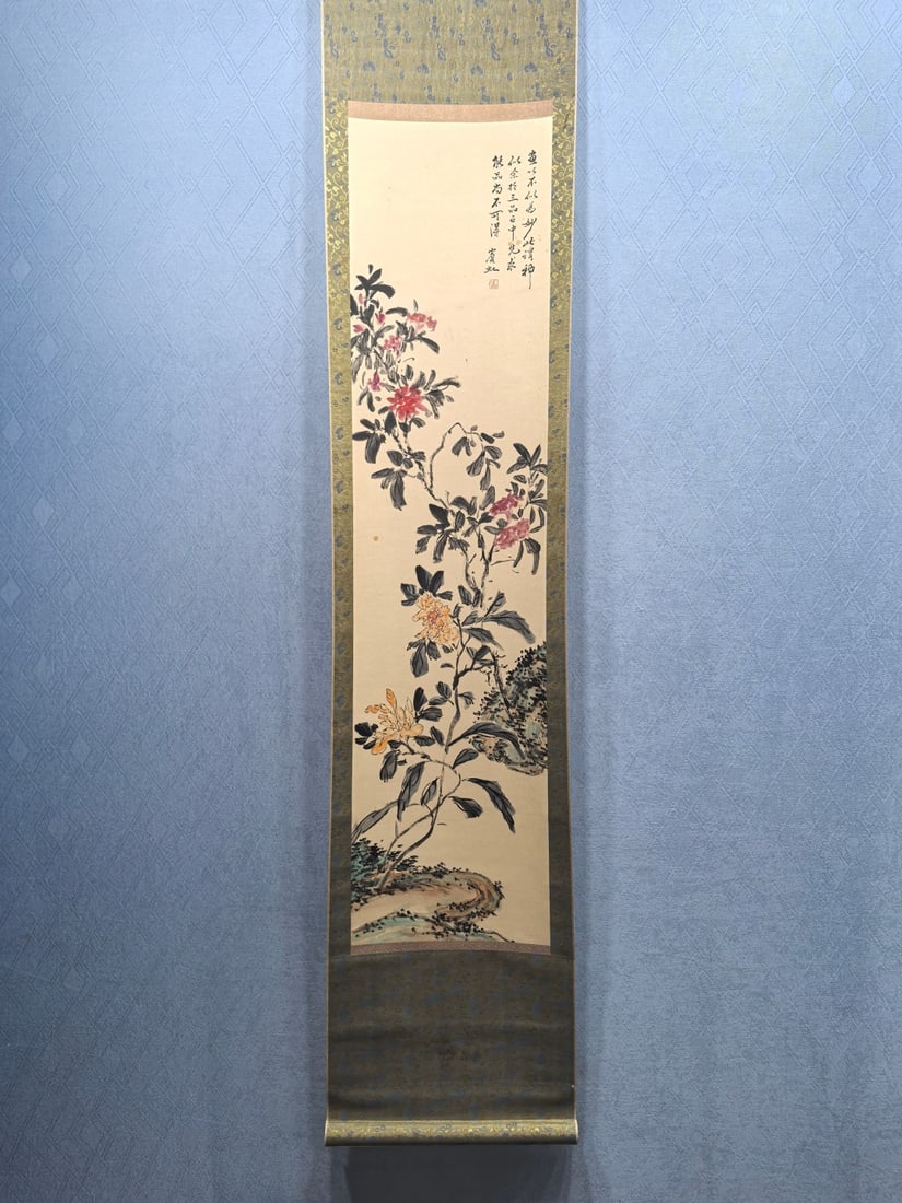 A picture of the Mid-Autumn Festival banquet in the Song Dynasty's Huizong Imperial Collection of: Song Dynasty Huizong Imperial Collection Han Huang silk book Mid-Autumn Festival night banquet picture Size: L: 65.5 x W: 144 cm (The Dimensions Of All Batches Are Manually Measured.If You Need More D