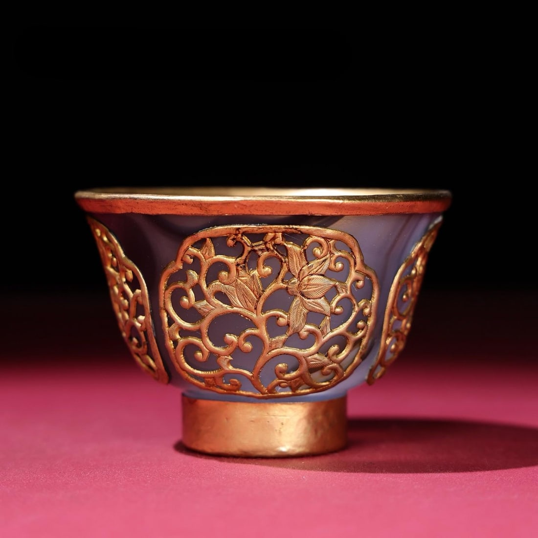 A fine agate cup: Exquisite agate cups Size:84x61mm W:136g (The Dimensions Of All Batches Are Manually Measured.If You Need More Detailed Information, Please Contact Our Customer Service Before Bidding.)