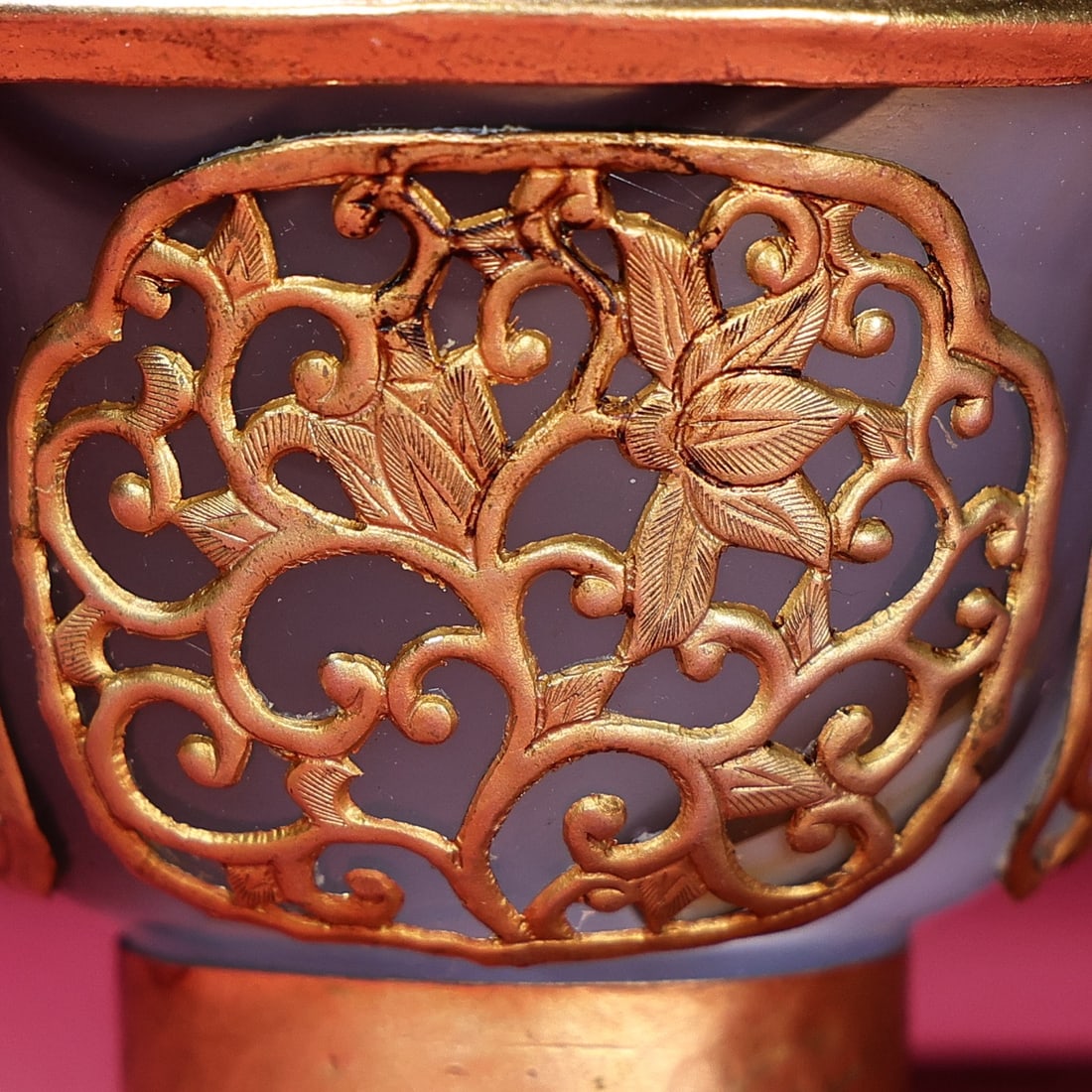 A fine agate cup - 2