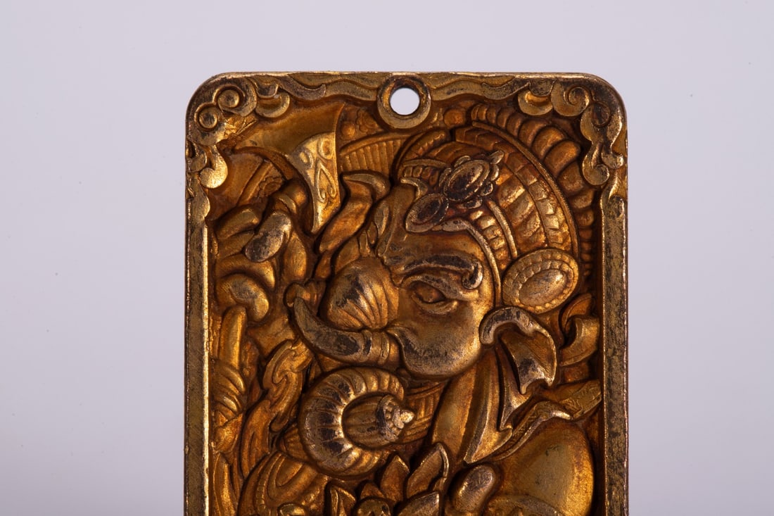 A fine copper-gilt plaque - 2