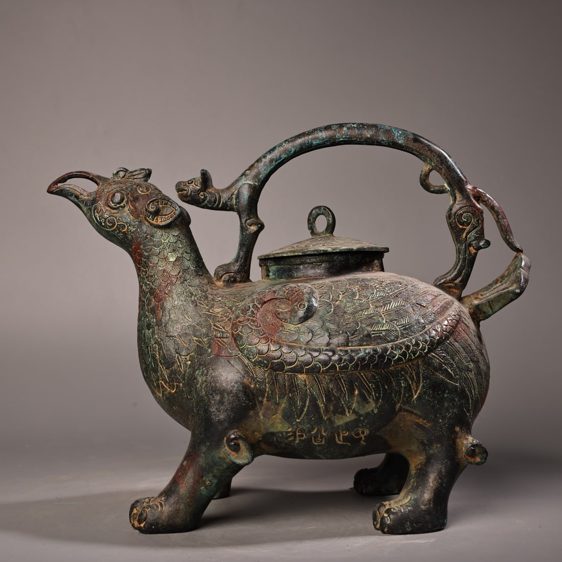 A fine bronze beast-shaped beam pot: Exquisite bronze beast-shaped beam pot Size:H:22cm W:26cm W:2kg (The Dimensions Of All Batches Are Manually Measured.If You Need More Detailed Information, Please Contact Our Customer Service Before B