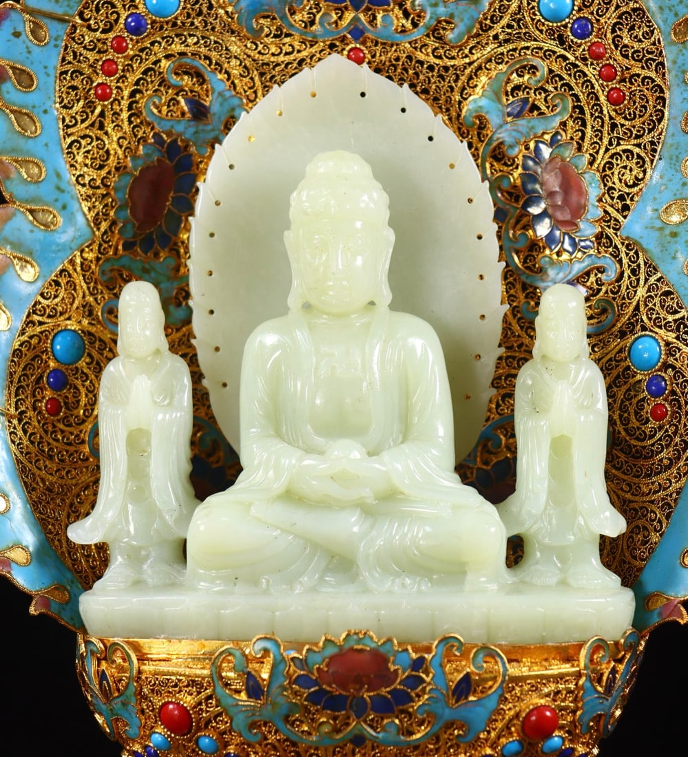 A beautiful Buddha - 6