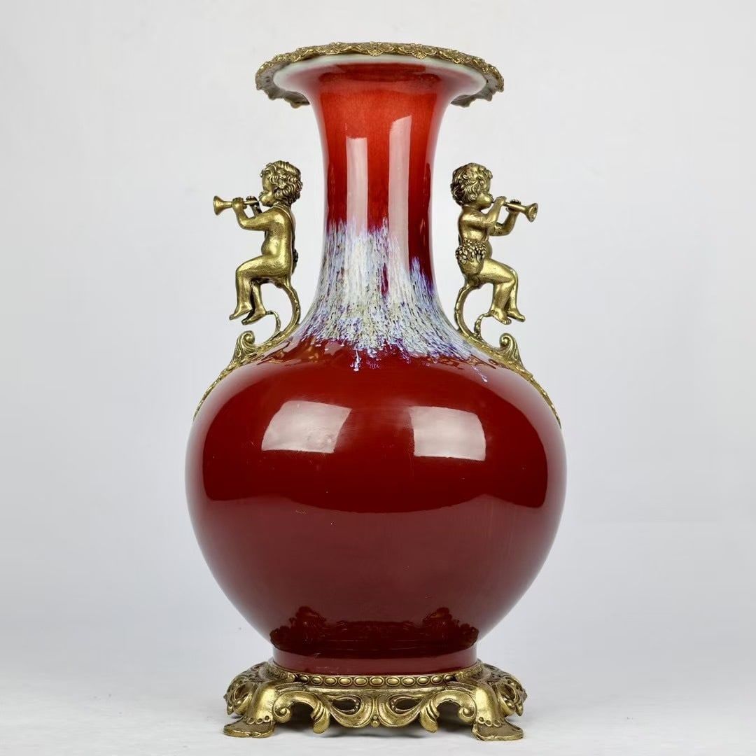 A pair of exquisite agarwood relief dragon and phoenix square bottles: A pair of exquisite agarwood relief dragon and phoenix square bottles Size: H: 62.5 cm (The Dimensions Of All Batches Are Manually Measured.If You Need More Detailed Information, Please Contact Our