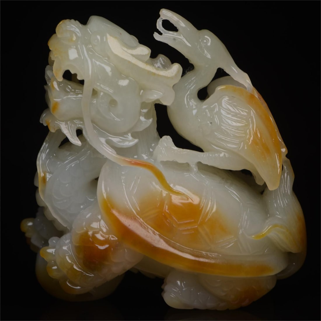 A beautiful Hetian jade dragon turtle: Exquisite Hetian jade dragon turtle Size:7.8x7.7x4.5cm W:0.263kg (The Dimensions Of All Batches Are Manually Measured.If You Need More Detailed Information, Please Contact Our Customer Service Before