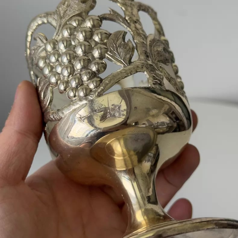 A beautiful silver-plated grape candlestick - 7