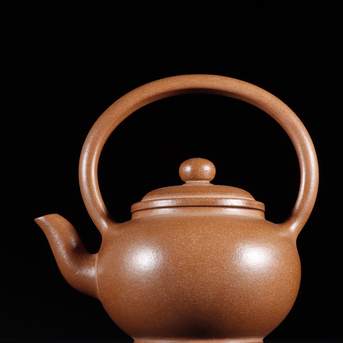 A Ming Dynasty Tiliang purple clay pot (1 of 9)