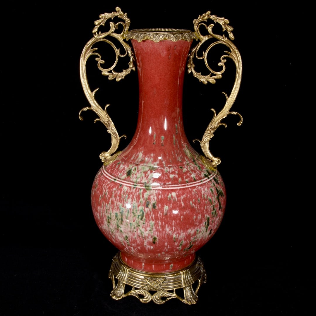 A copper bottle made in the Kangxi period of the Qing Dynasty: Qing Dynasty Kangxi year of the beauty drunken glaze wrapped copper bottle Size:46x27cm (The Dimensions Of All Batches Are Manually Measured.If You Need More Detailed Information, Please Contact Our C