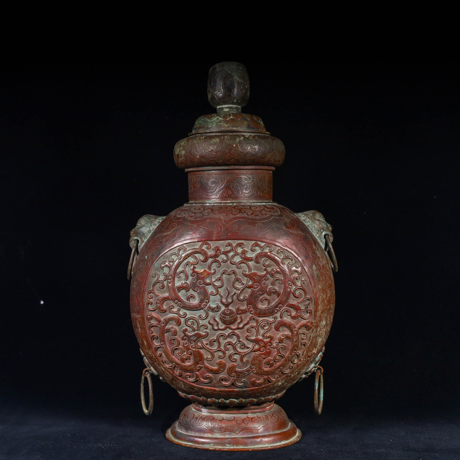 A water-polished copper pot from the Qing Dynasty (1 of 10)