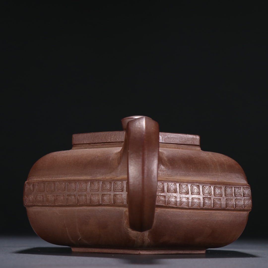 A beautiful hexagonal antique pot - 3