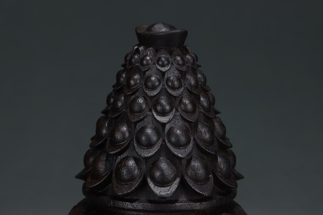 A beautiful oud cornucopia - 6