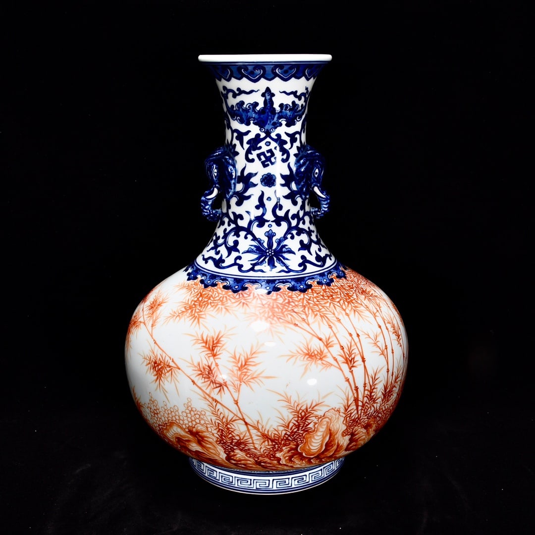 A blue and white alum red bamboo pattern poetry pattern bottle made in the Qianlong period of the (1 of 9)