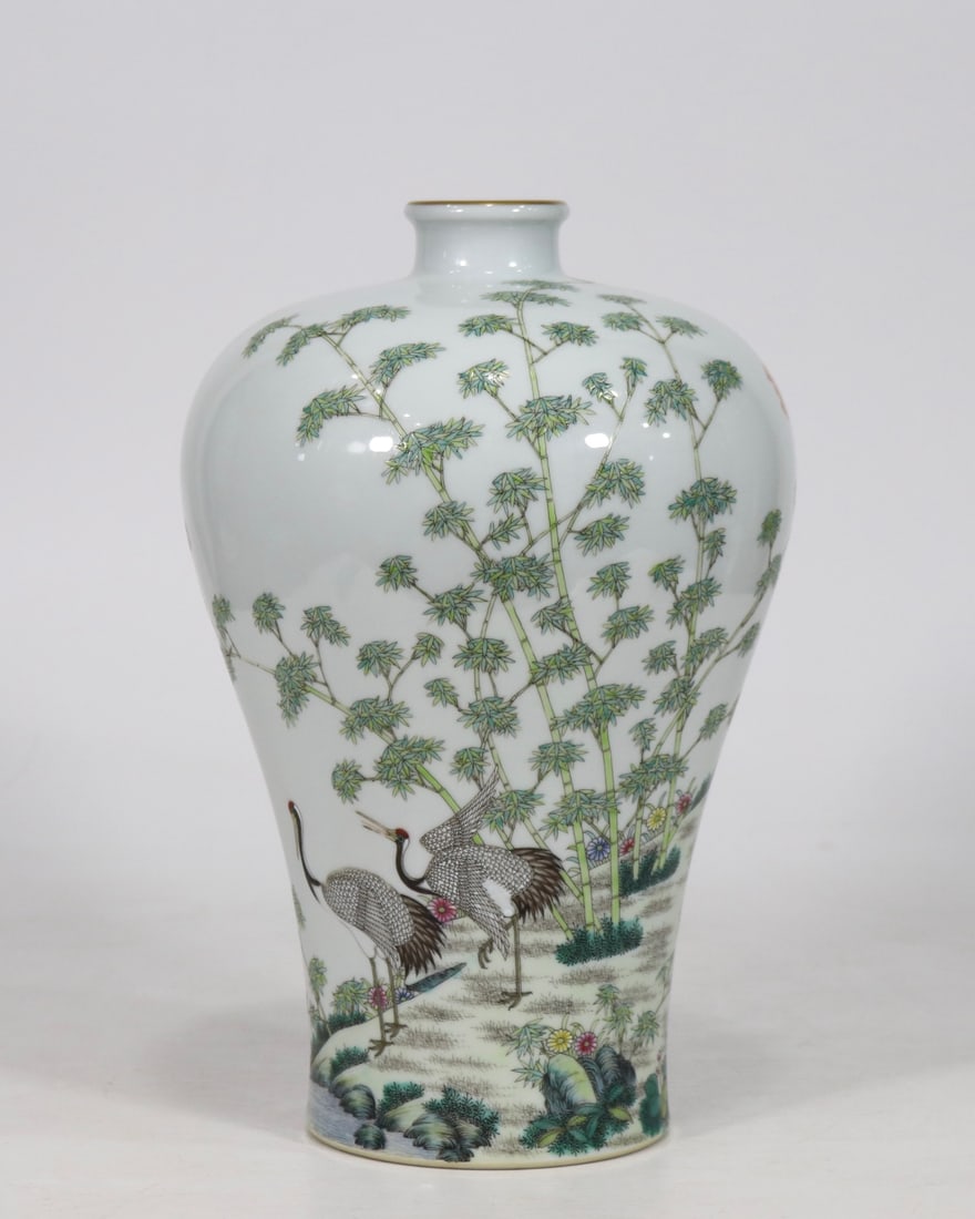 A pastel bamboo newspaper peace poem plum bottle from the Qing Dynasty: Qing Dynasty pastel bamboo newspaper peace poetry plum bottle Size:H:28cm W:18cm (The Dimensions Of All Batches Are Manually Measured.If You Need More Detailed Information, Please Contact Our Customer