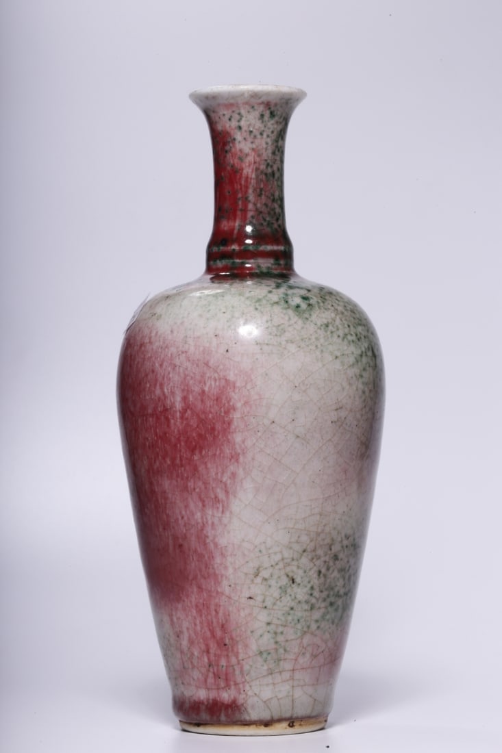 A cowpea red-glazed willow leaf bottle from the Qing Dynasty: Qing Dynasty cowpea red-glazed willow leaf bottle Size:H:19.5cm D:8cm W:0.356kg (The Dimensions Of All Batches Are Manually Measured.If You Need More Detailed Information, Please Contact Our Customer 