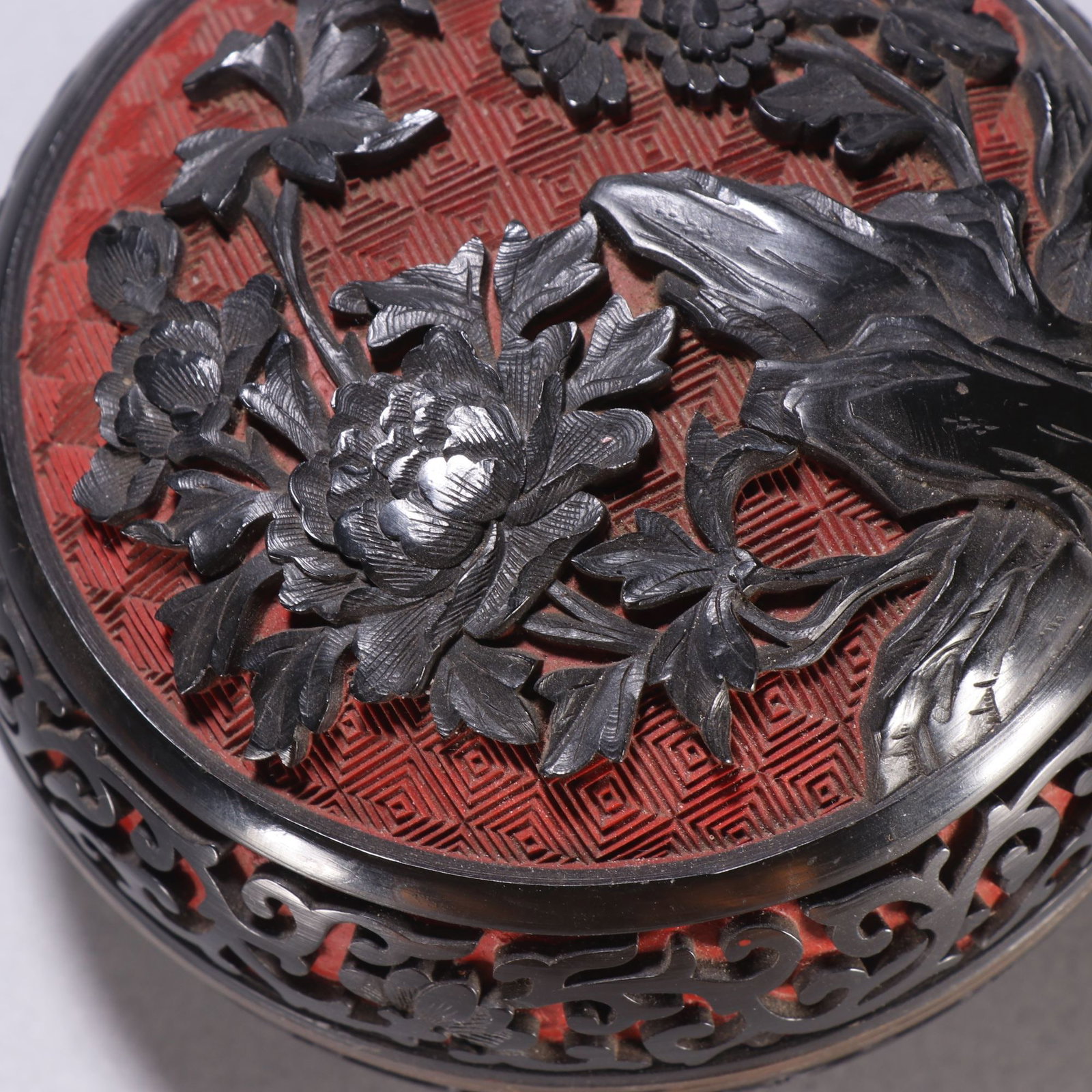 A copper lacquerware pattern lid box from the Qing Dynasty - 6
