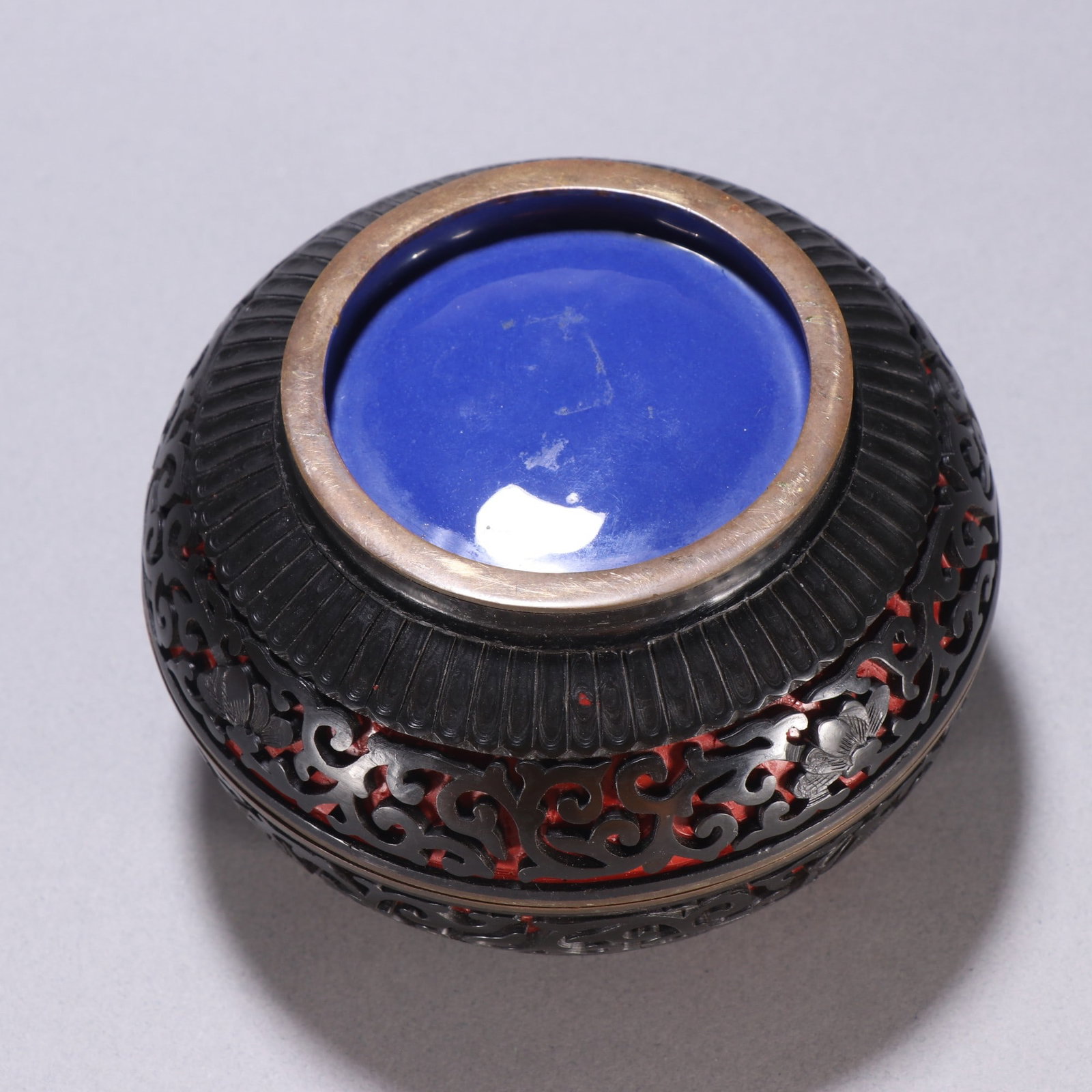 A copper lacquerware pattern lid box from the Qing Dynasty - 8