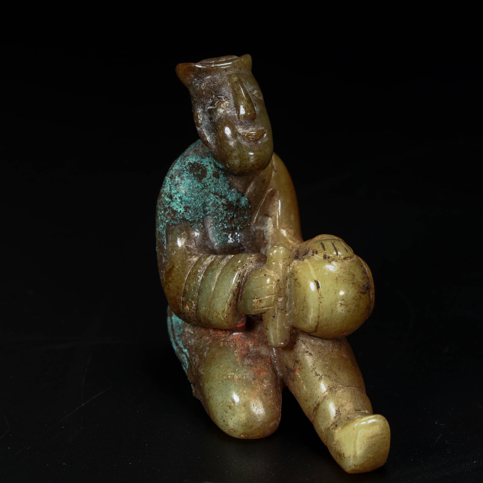 A beautiful jade music figurine: Exquisite Yule figurines Size: H:7cm L: 7cm W:3.5cm W:134g (The Dimensions Of All Batches Are Manually Measured.If You Need More Detailed Information, Please Contact Our Customer Service Before Biddin