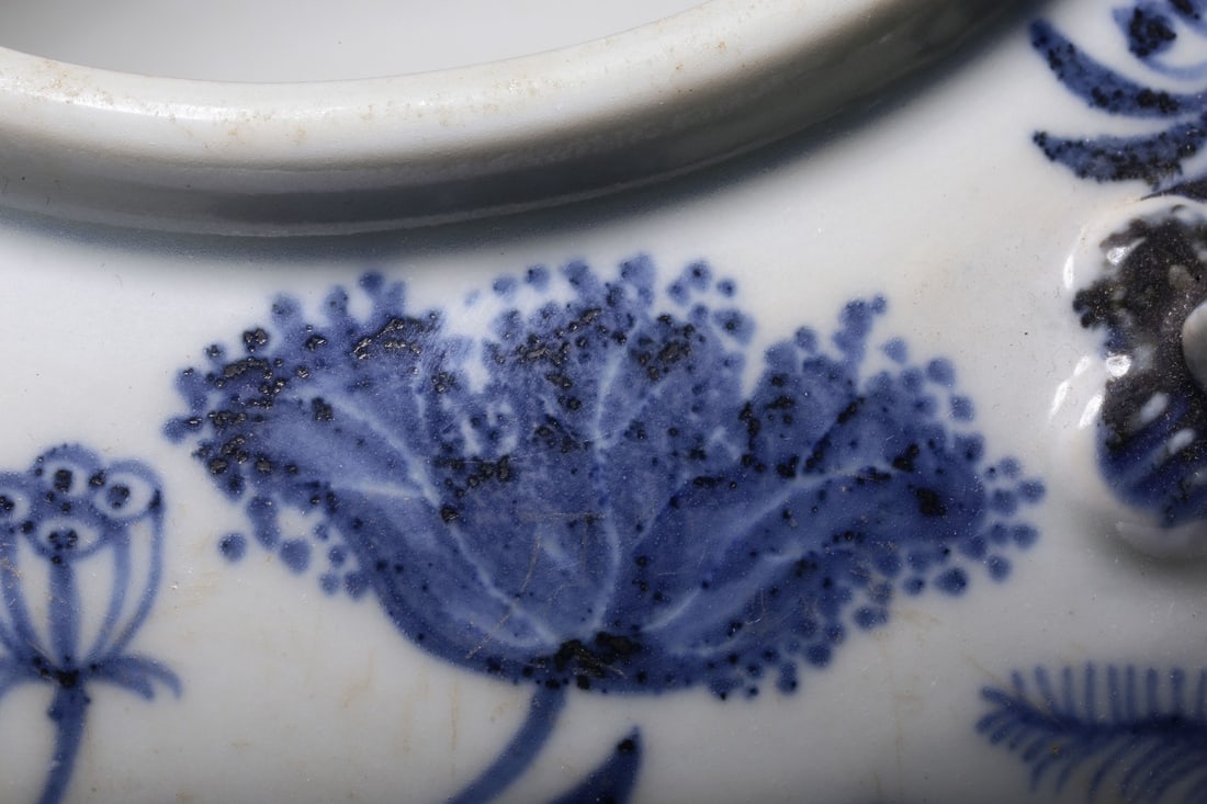 A Ming Dynasty mackerel algae pattern lid jar - 7