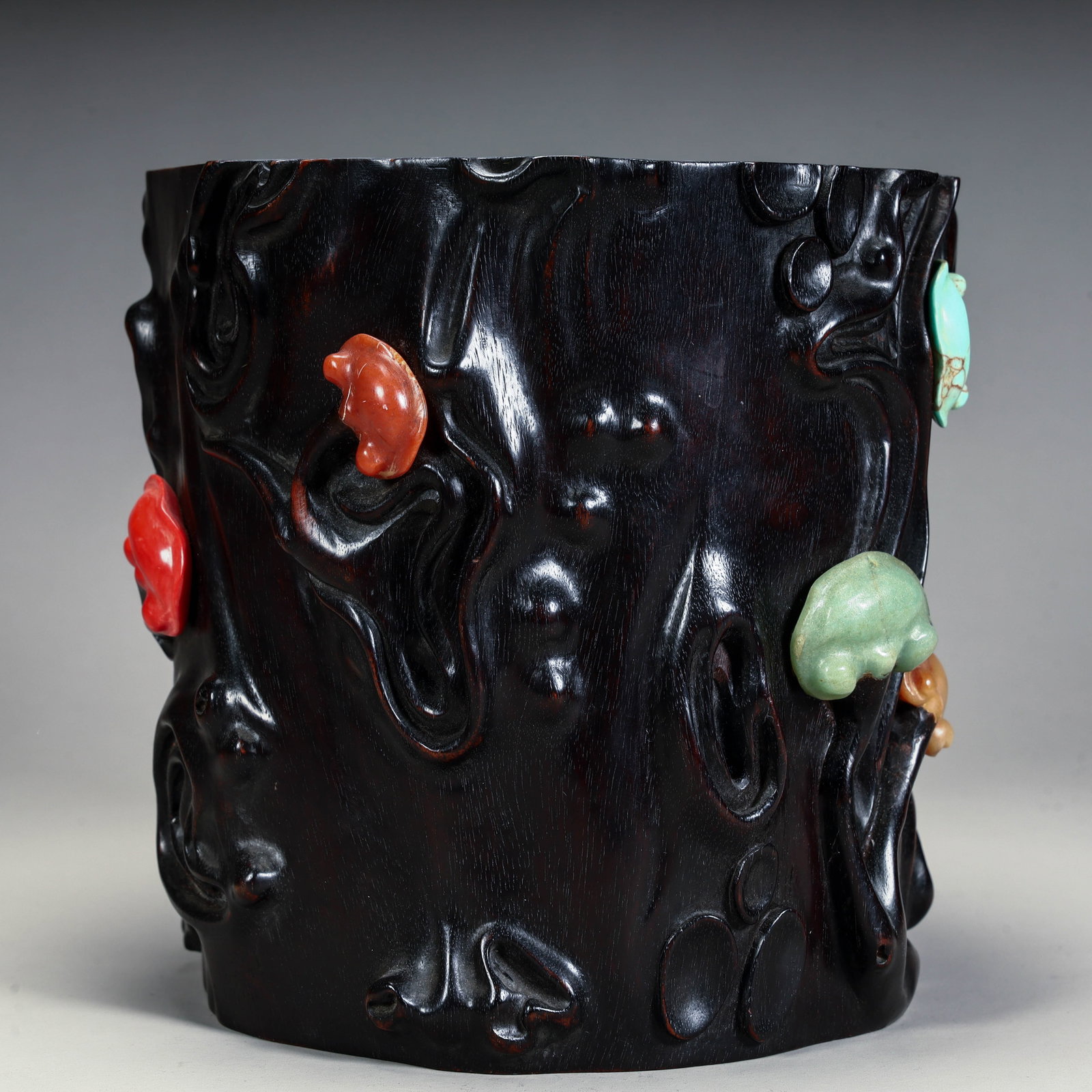 A Qing Dynasty rosewood inlaid treasure imitation nodule Ganoderma lucidum pattern pen holder (1 of 10)
