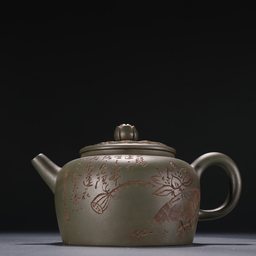 A beautiful raw green clay carved lotus poetry pot: Exquisite raw ore green clay carved lotus poetry pot Size:H:8cm W:15cm (The Dimensions Of All Batches Are Manually Measured.If You Need More Detailed Information, Please Contact Our Customer Service