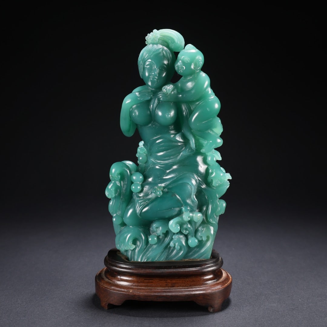 A piece of Ya'an green wood from the Qing Dynasty was sent to Guanyin: In the Qing Dynasty, Ya'an green wood was supported by Guanyin Size:15.7x2.5x7.3cm W:0.261kg (The Dimensions Of All Batches Are Manually Measured.If You Need More Detailed Information, Please Contact 