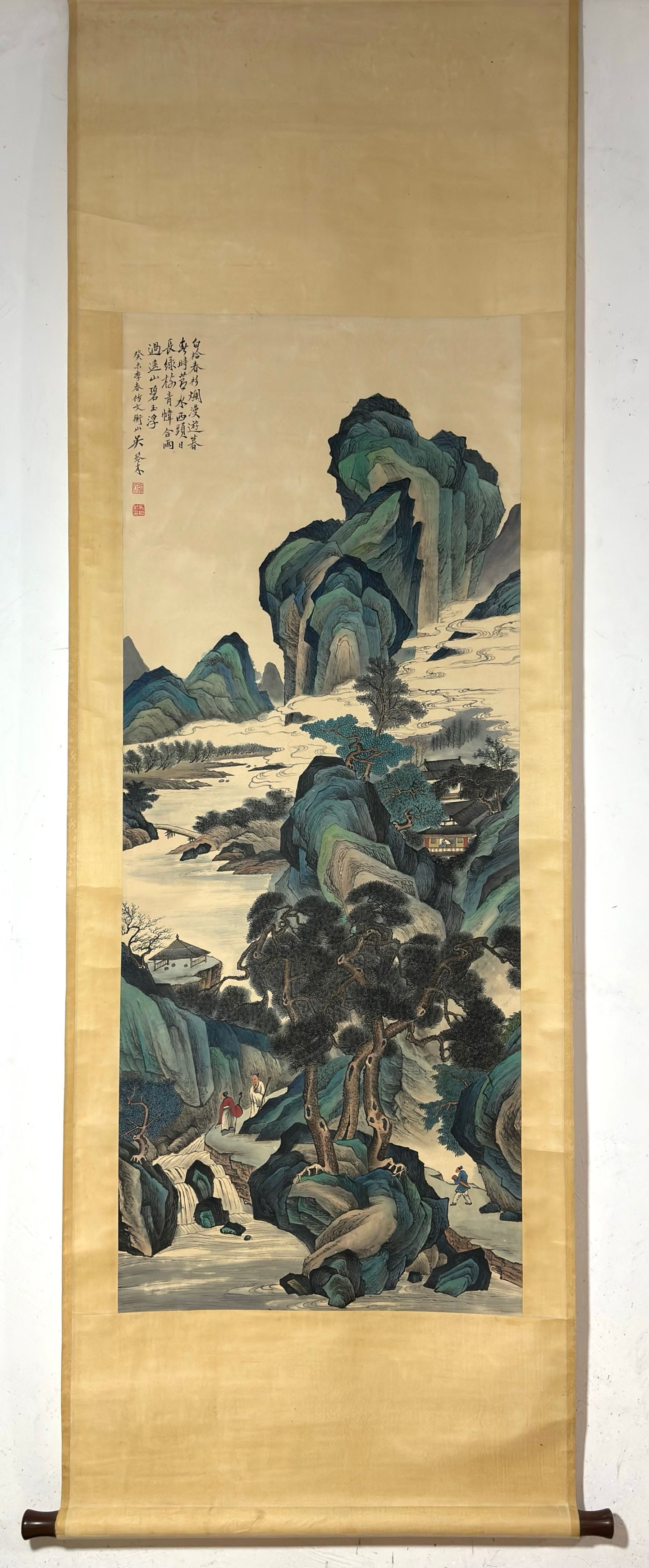 A vertical axis of Wu Qinmu's green landscape map: Wu Qinmu's green landscape map vertical axis Size:Flower core:136x55cm (The Dimensions Of All Batches Are Manually Measured.If You Need More Detailed Information, Please Contact Our Customer Service