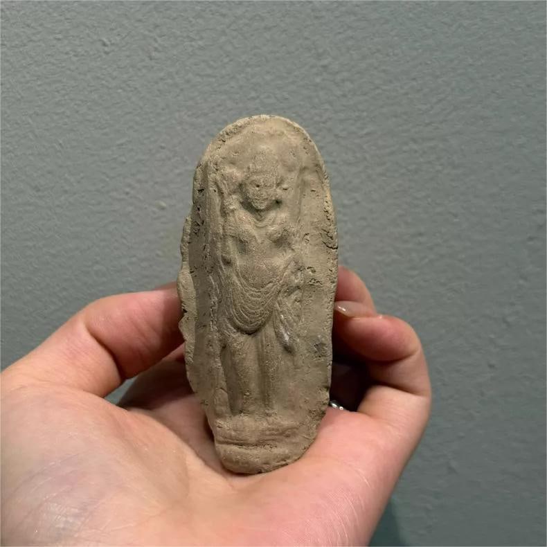 A fine Gandhara artifact from the Swat region (1 of 6)