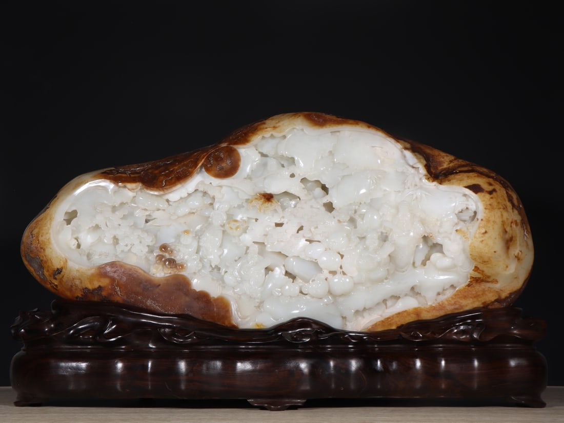 A beautiful Hetian jade Eight Immortals Tushanzi ornament (1 of 9)