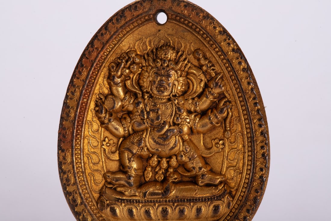 A fine copper-gilt plaque - 3