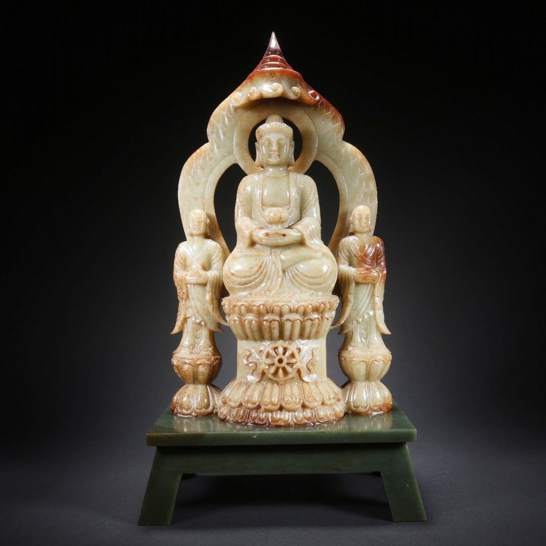 A statue of Shakyamuni Arhat in Hetian jade from the Qing Dynasty (1 of 9)