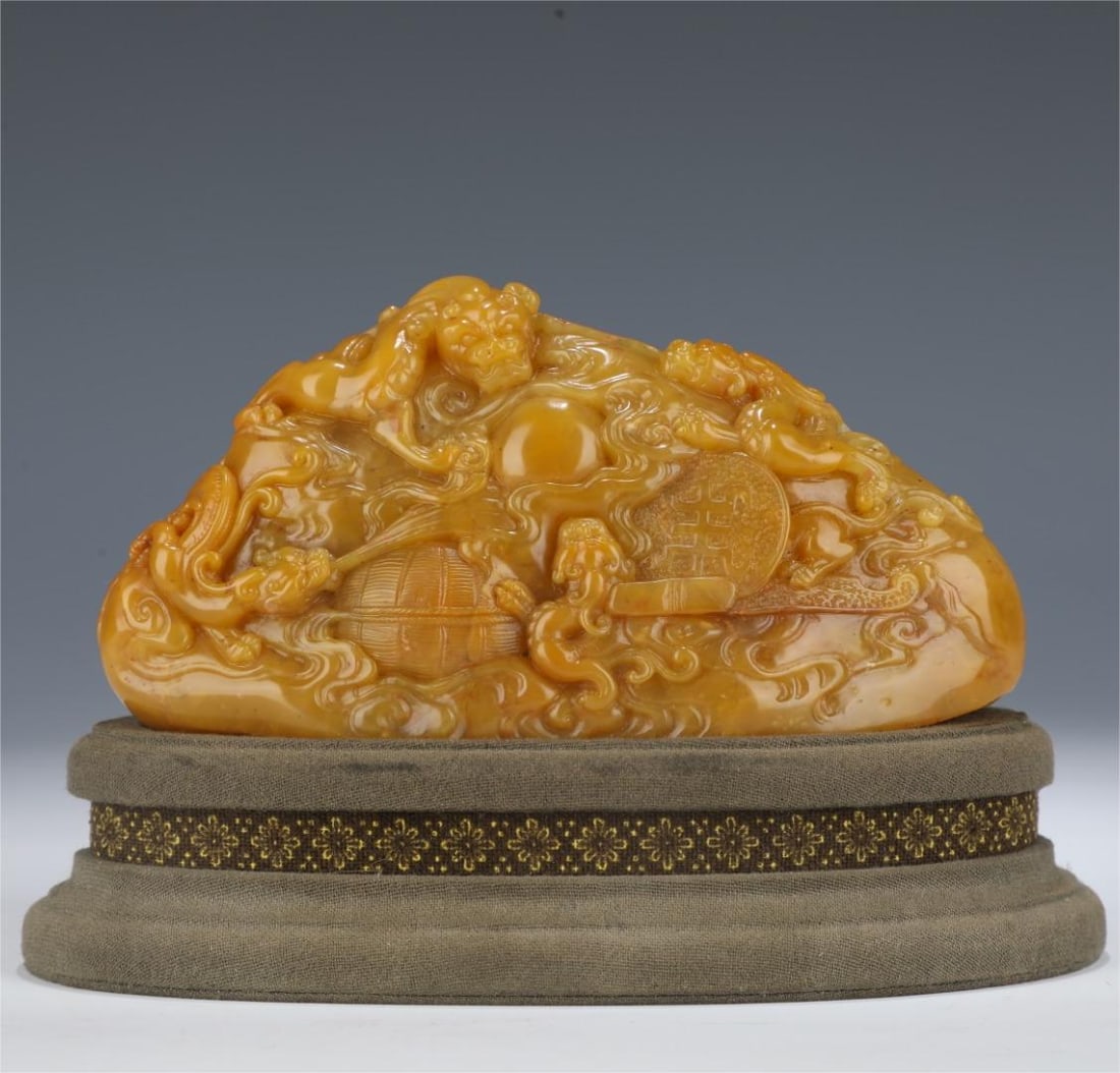 A thousand-year-old treasure of Shoushan Tianhuang Wanshou in the Qing Dynasty: The Qing Dynasty's Shoushan Tianhuang Wanshou thousand-year-old treasure Size:H:7.5cm W:14cm W:0.742kg (The Dimensions Of All Batches Are Manually Measured.If You Need More Detailed Information, Pleas