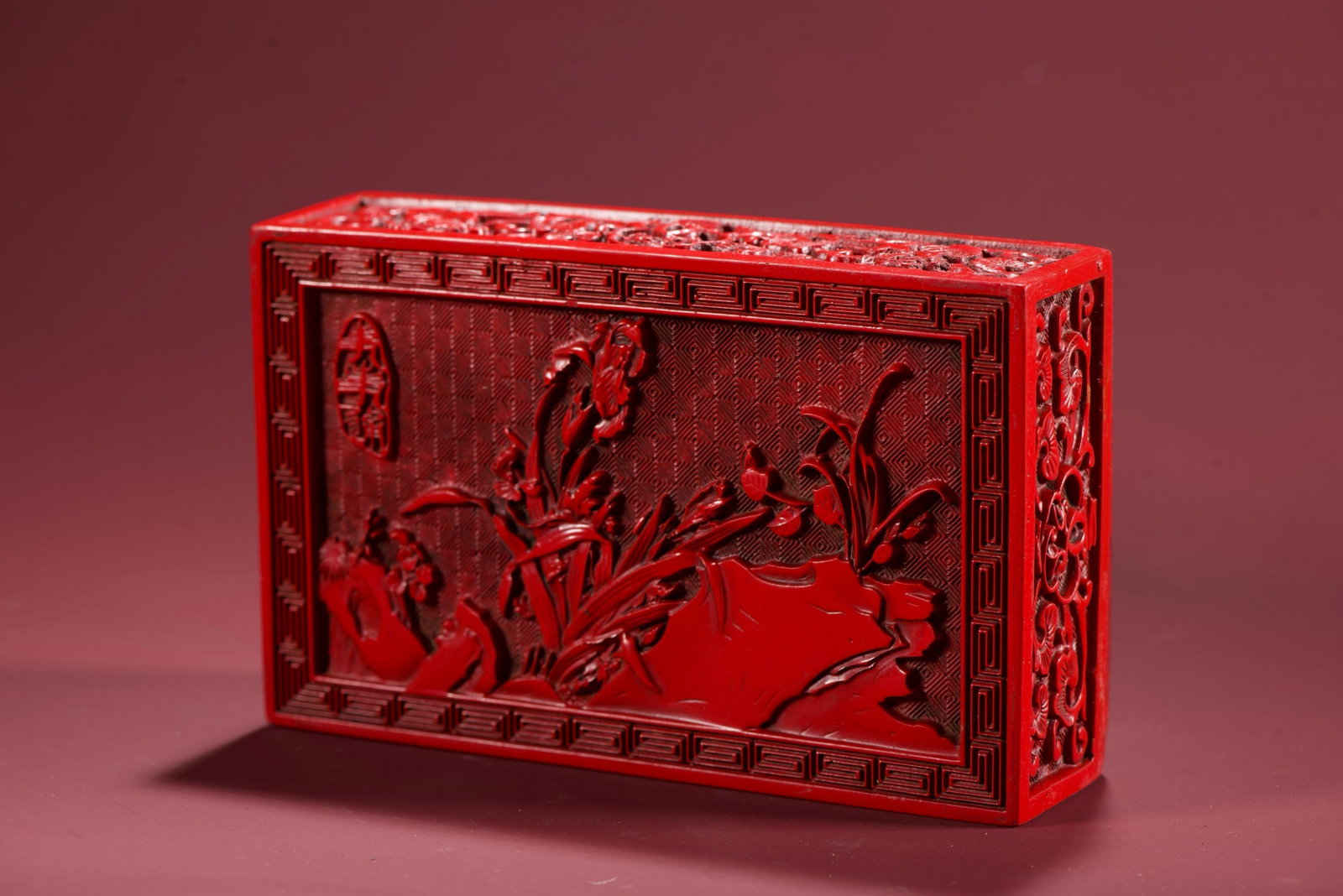 A delicate red lacquerware floral pattern study box - 6
