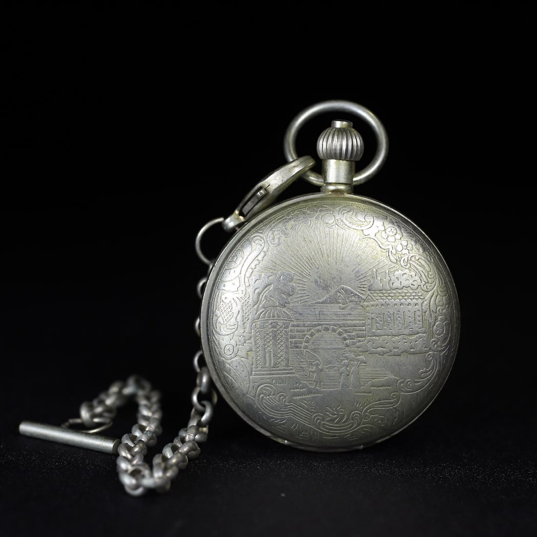 A beautiful double-opening pocket watch: Exquisite double-opening pocket watch Size: D: 5.0cm Size: D: 5.0cm (The Dimensions Of All Batches Are Manually Measured.If You Need More Detailed Information, Please Contact Our Customer Service Befo