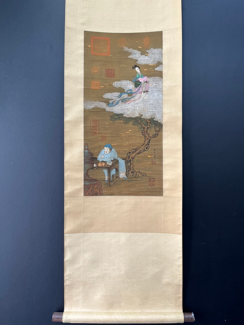 A Ming dynasty silk portrait hanging scroll of Jiang Yin: A hanging scroll of a silk portrait of Jiang Yin from the Ming Dynasty Size:29.5x62cm Size:29.5x62cm (The Dimensions Of All Batches Are Manually Measured.If You Need More Detailed Information, Please 
