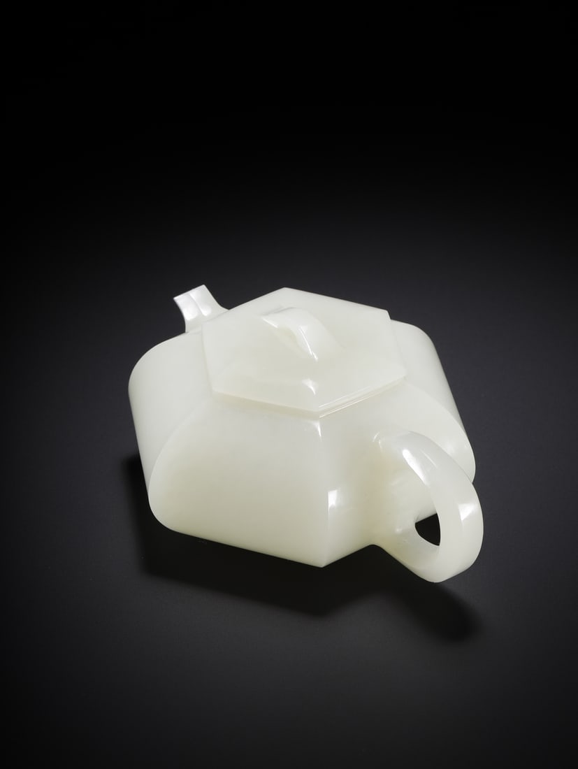 A beautiful Hetian jade hexagonal pot - 2