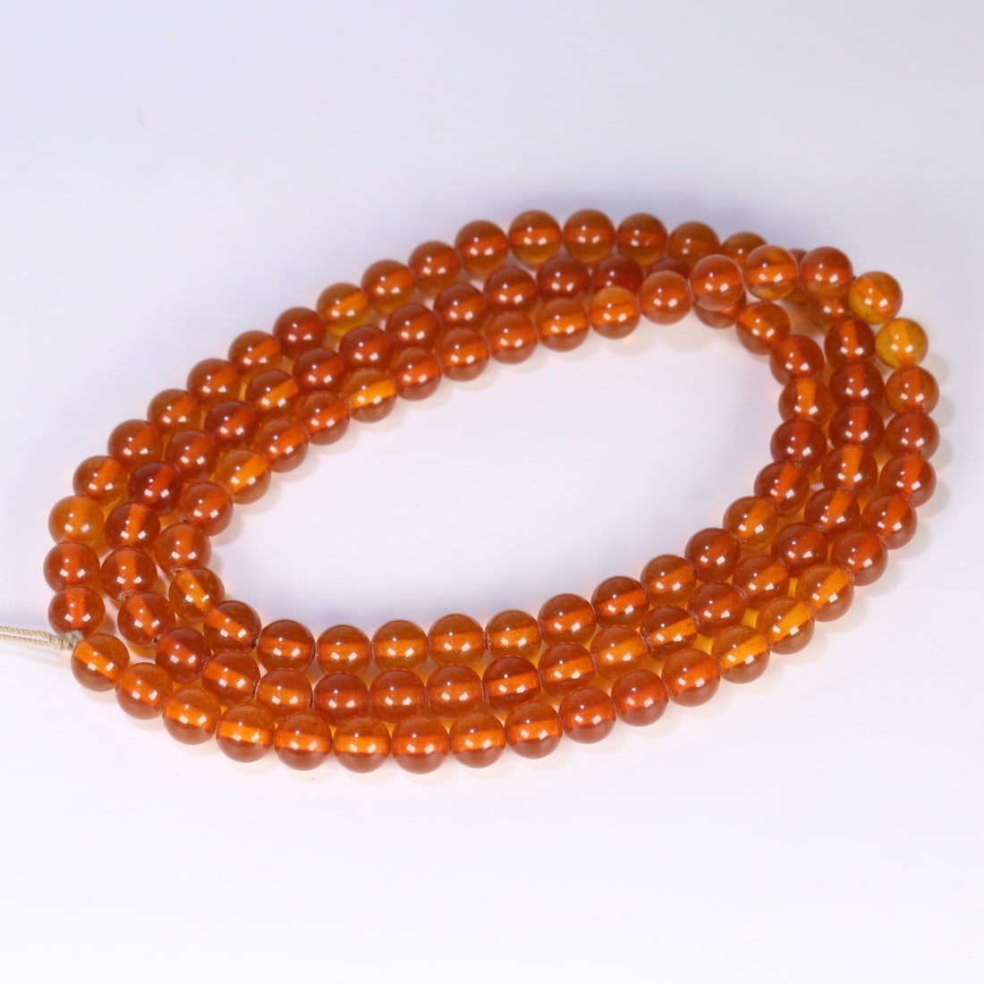 A natural old amber from the Qing Dynasty, 108 round beads (1 of 7)
