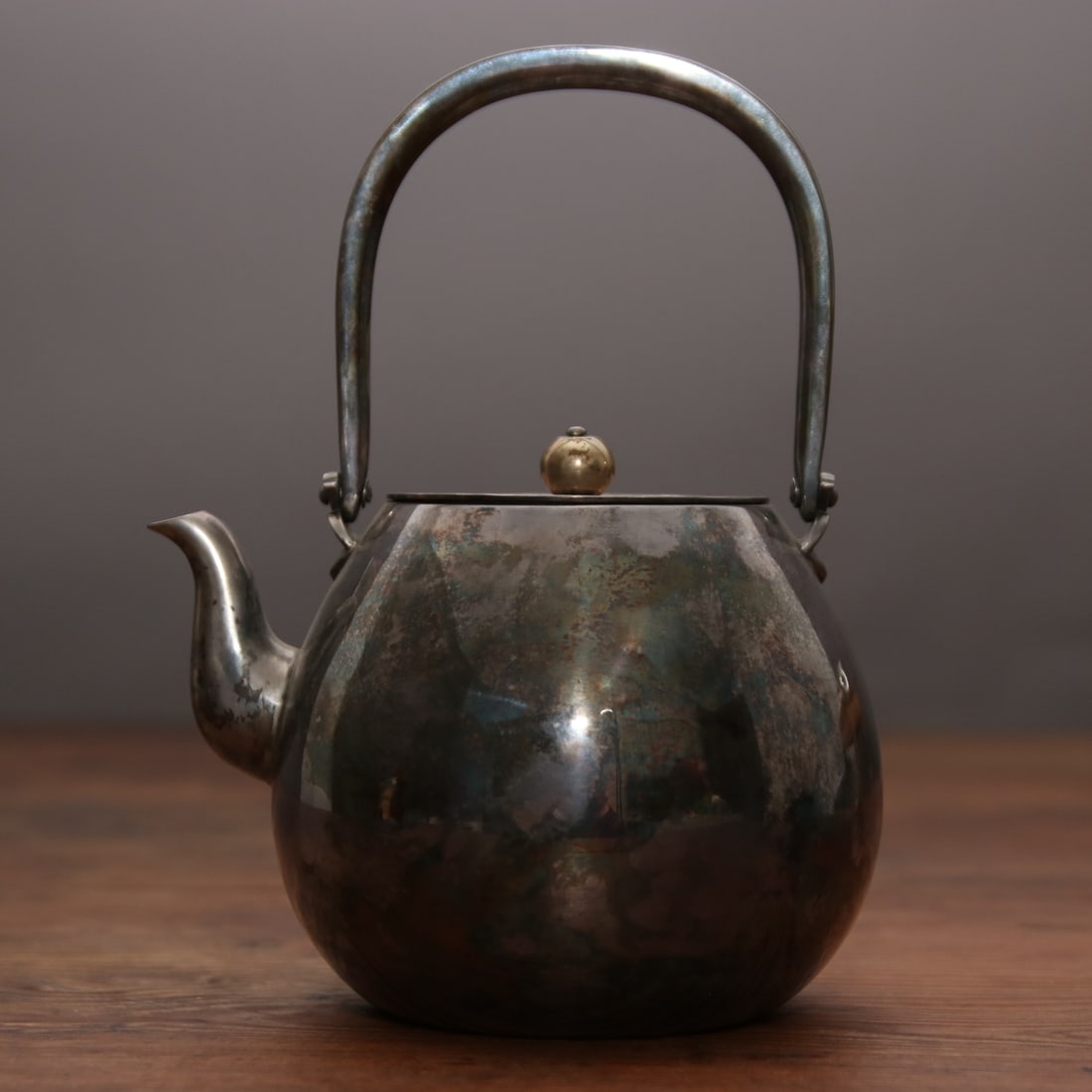 A beautiful silver pot of pure benefit: Exquisite silver pot pure benefit Size: D:16cmH:19cm W: 0.464kg Size: D:16cmH:19cm W: 0.464kg (The Dimensions Of All Batches Are Manually Measured.If You Need More Detailed Information, Please