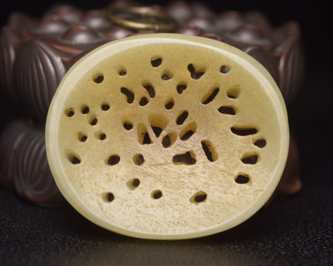 A fine Hetian jade plaque - 2