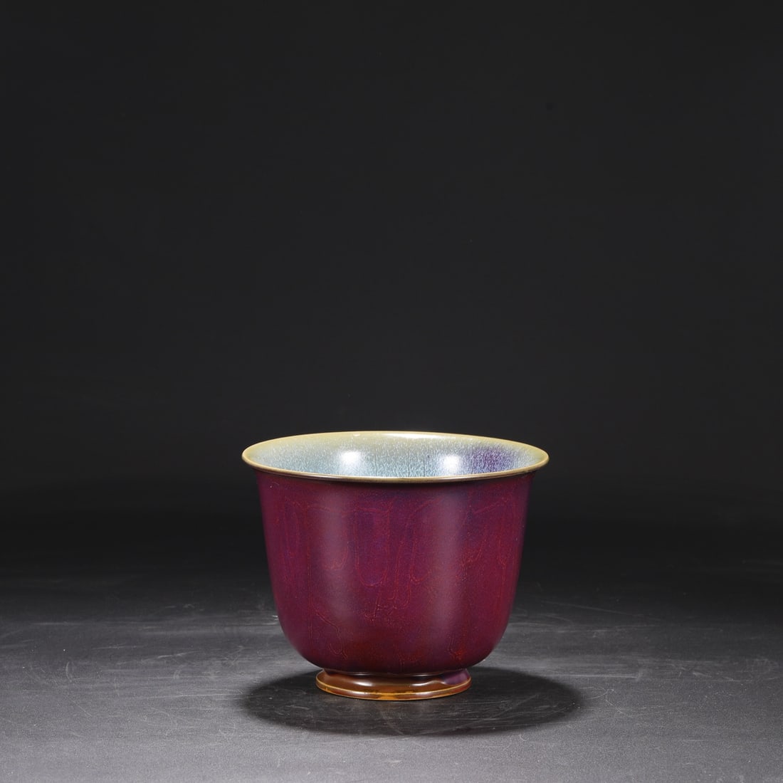 A rose-red, purple palace-style upward-bell-style flowerpot from the Song Dynasty Junguan Kiln (1 of 7)