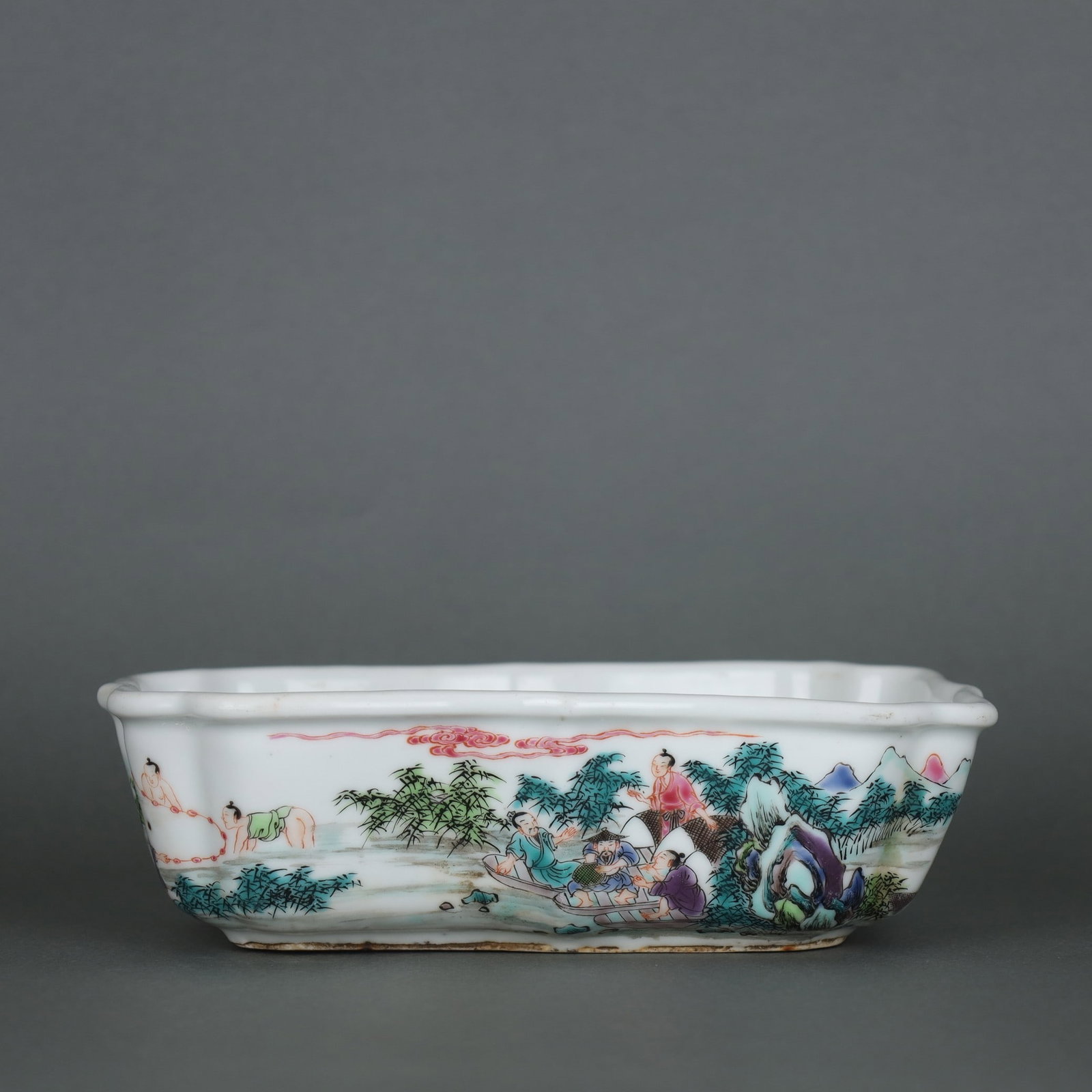 A Qing Dynasty brush wash with colorful fishing figures: Qing Dynasty five-color fishing figure brush washer Size: H: 6cm L: 21cm W: 14.2cm Size: H: 6cm L: 21cm W: 14.2cm (The Dimensions Of All Batches Are Manually Measured.If You Need More Detailed