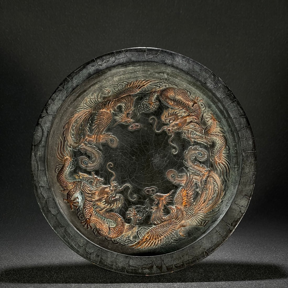 A Huizhou dragon and phoenix ink plate ornament: Dragon and phoenix ink plate ornaments from Huizhou Size:19.8x19.8x3cm W: 0.793 kg Size:19.8x19.8x3cm W: 0.793 kg (The Dimensions Of All Batches Are Manually Measured.If You Need More Detailed Informa