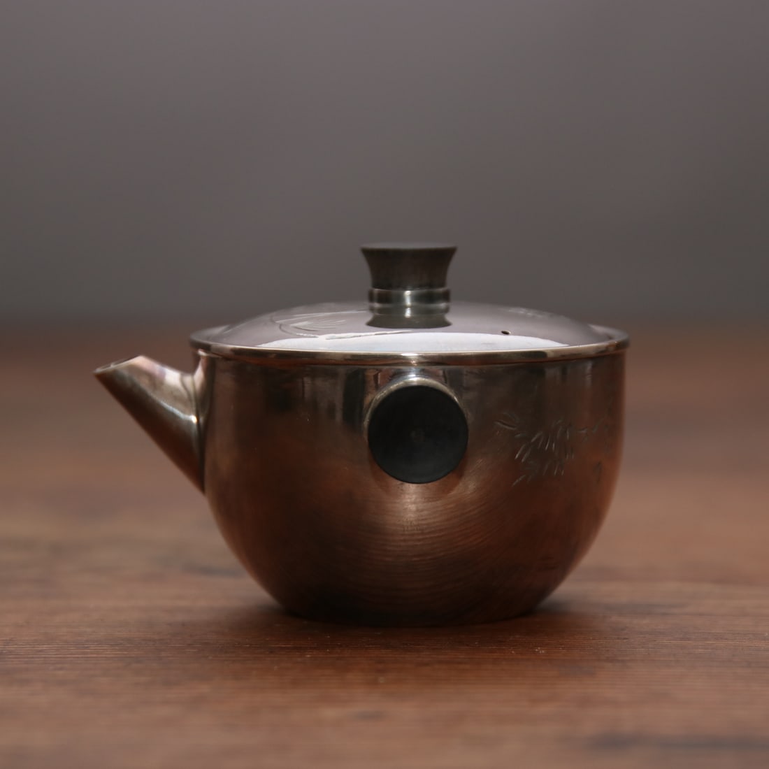 A beautiful silver kettle gaiwan made by Jingyi Pottery (1 of 8)