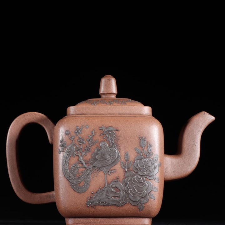 A beautifully crafted clay painting of flowers blooming with wealth and palace lanterns in all (1 of 9)