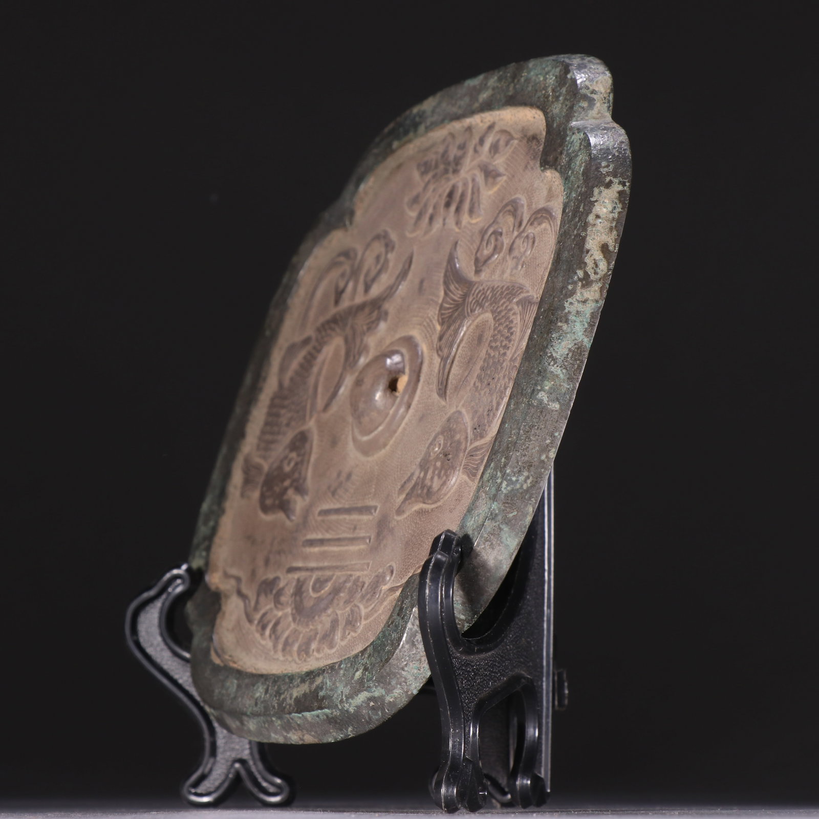 A Han Dynasty bronze mirror with double fish patterns - 7