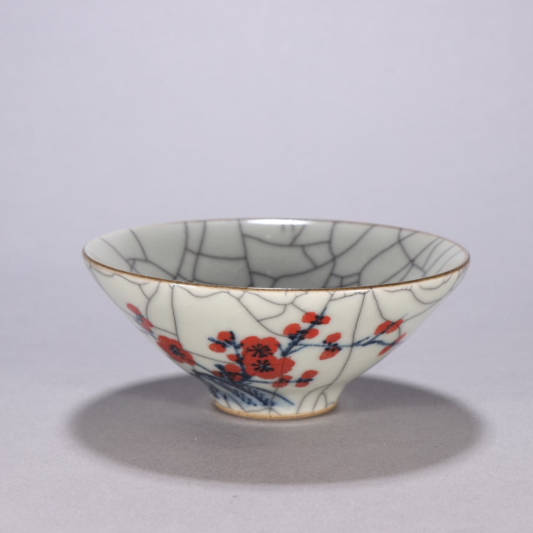 A bowl made of a bamboo hat from the Ge kiln of the Song Dynasty (1 of 9)