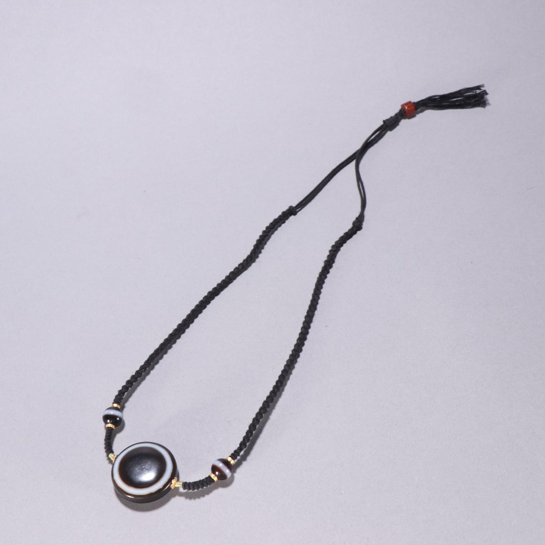 A beautiful sheep's eye board bead: Exquisite sheep-eye beads Size: W: 3.1cm W: 0.0219kg Size: W: 3.1cm W: 0.0219kg (The Dimensions Of All Batches Are Manually Measured.If You Need More Detailed Information, Please Contact Our Customer 