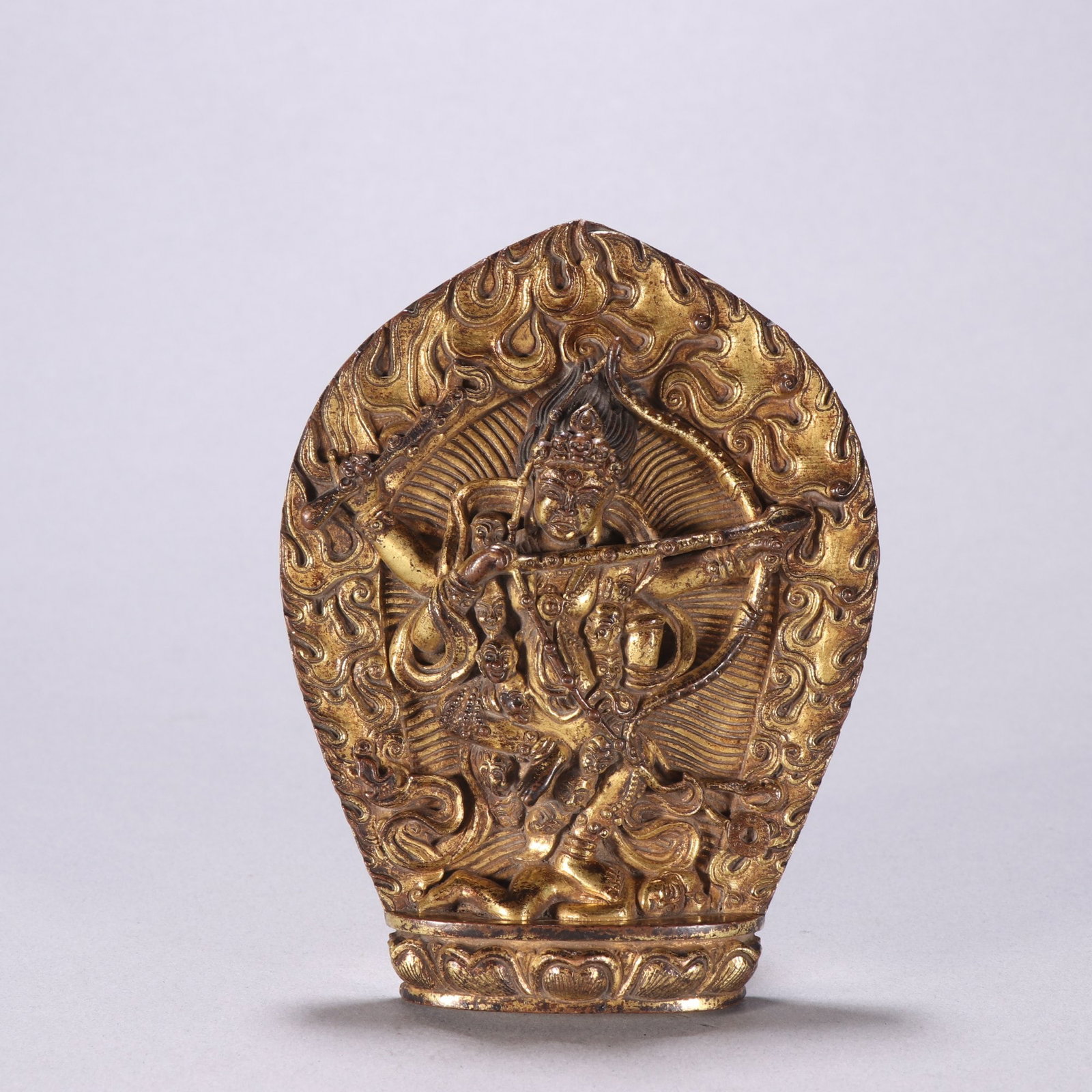 A finely crafted gilded bronze statue of the Ming Buddha Mother: A finely crafted gild bronze statue of the Ming Buddha Mother Size: H:11.7cm W: 8.8cm W: 0.39kg Size: H:11.7cm W: 8.8cm W: 0.39kg (The Dimensions Of All Batches Are Manually Measured.If You Need More 