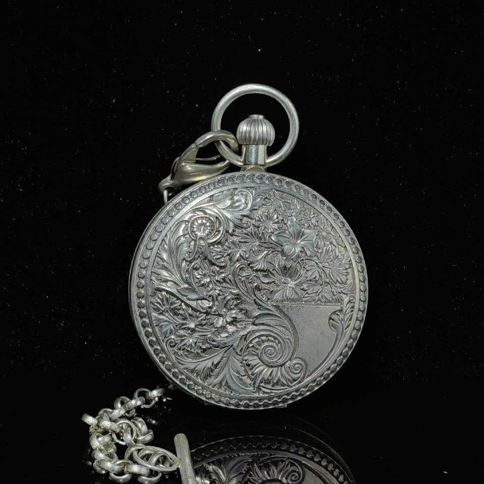 A beautiful pocket watch featuring sun, moon, and stars that double opening: Exquisite Sun, Moon, and Stars Dual-Open Pocket Watch Size: D: 55mm Size: D: 55mm (The Dimensions Of All Batches Are Manually Measured.If You Need More Detailed Information, Please Contact Our Custome