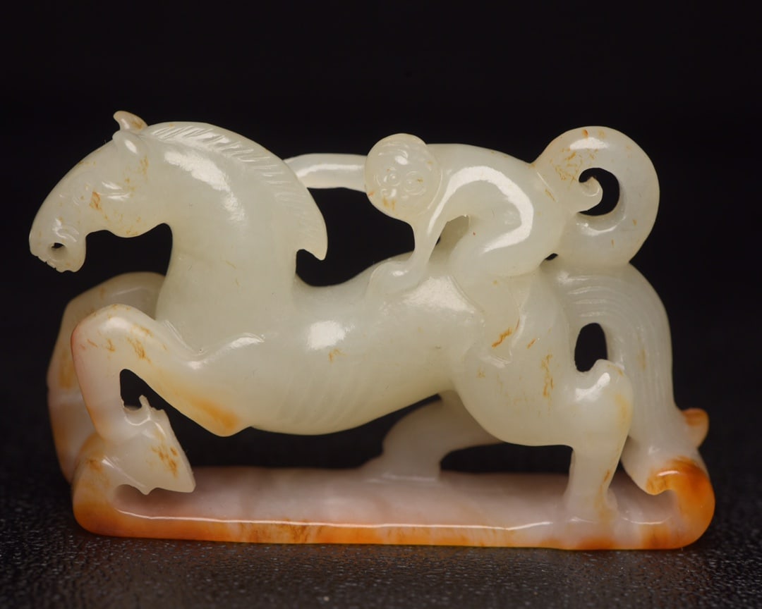 A piece of exquisite Hetian jade is about to be granted a marquisate (1 of 8)
