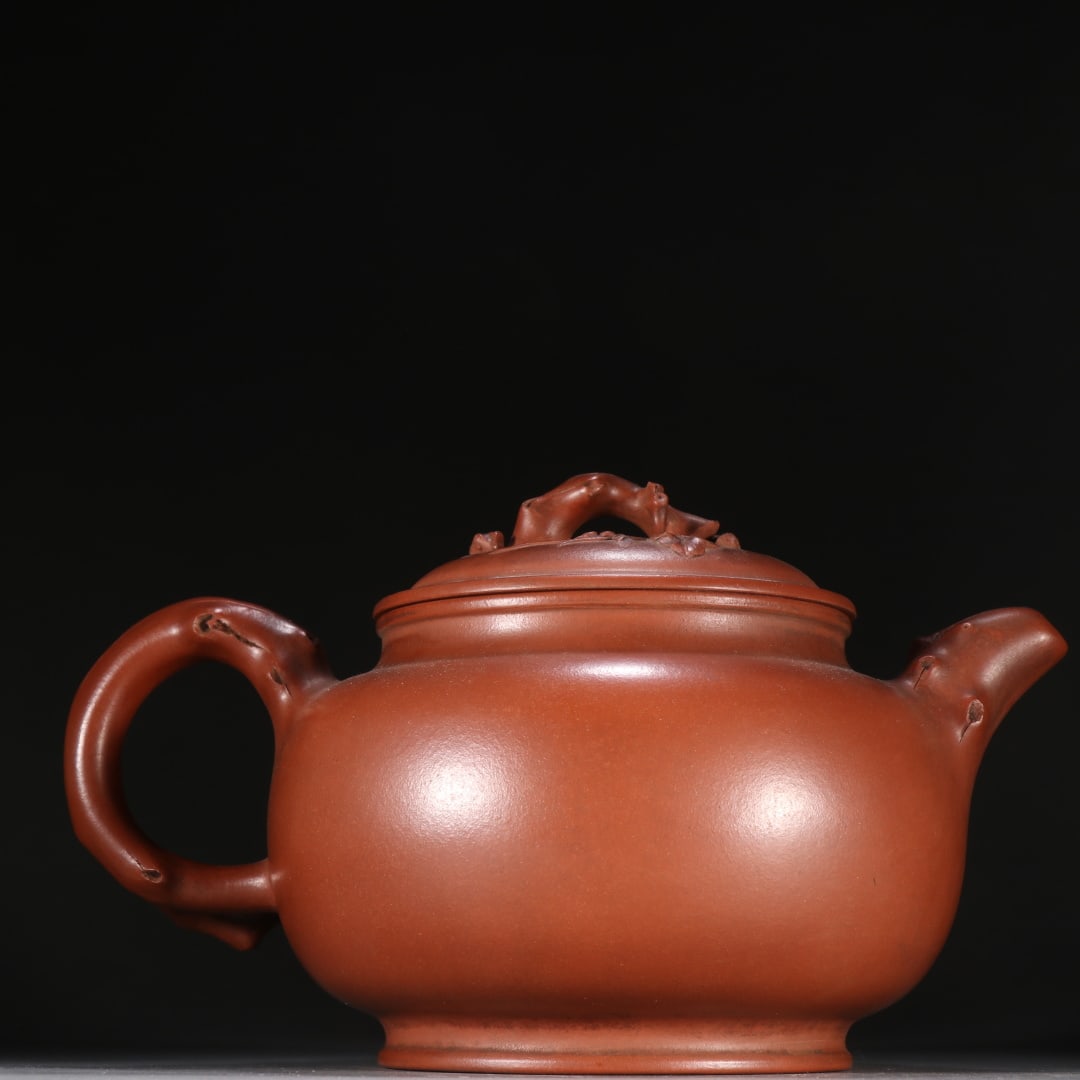 A Squirrel Grape Pot by Wang Yinxian - 5