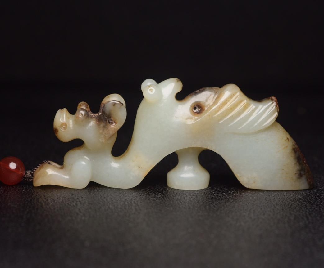 A beautiful Hetian jade pig dragon (1 of 9)